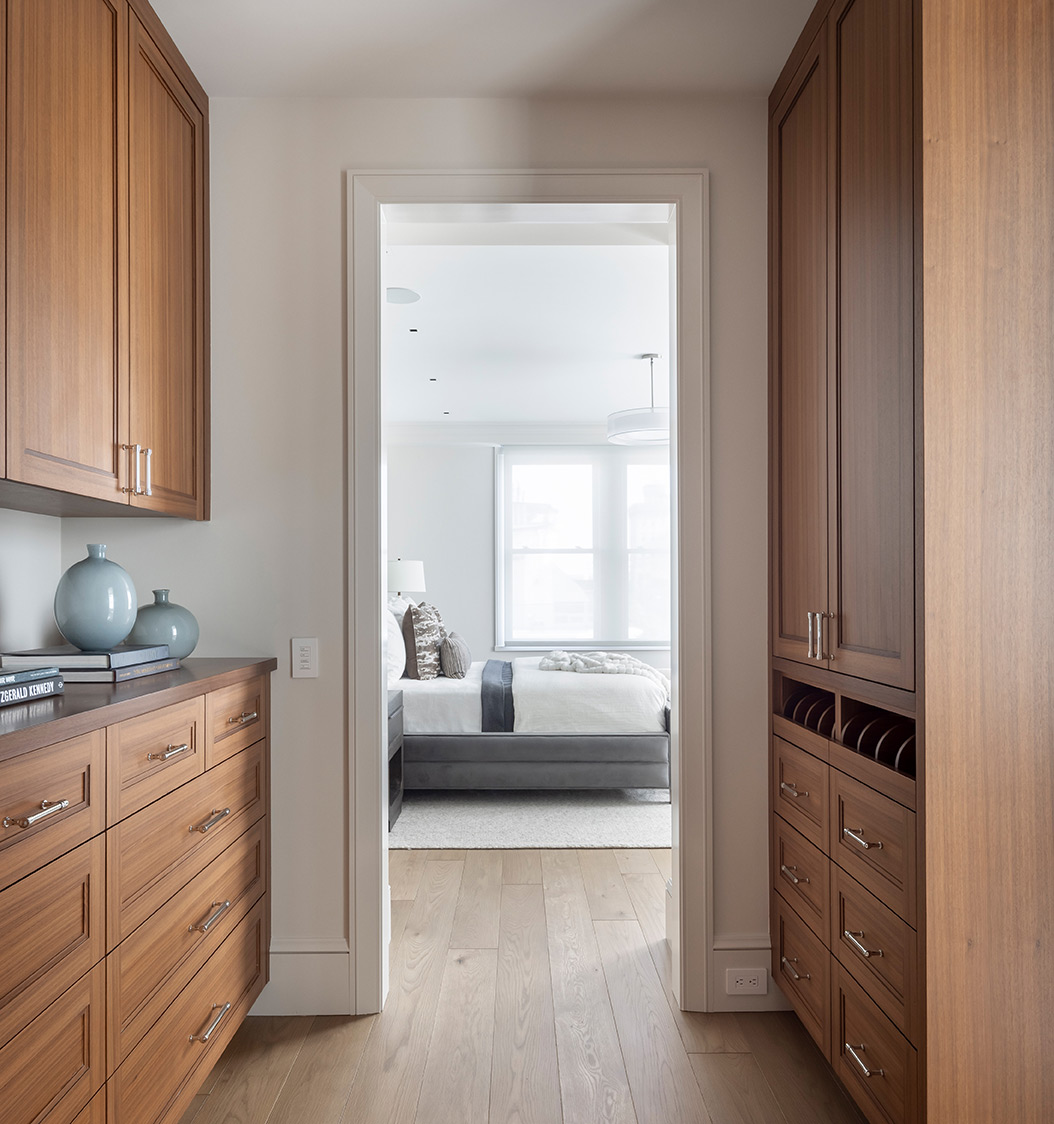 San-Francisco_Architecture_Russian-Hill-Walk-in-Closet